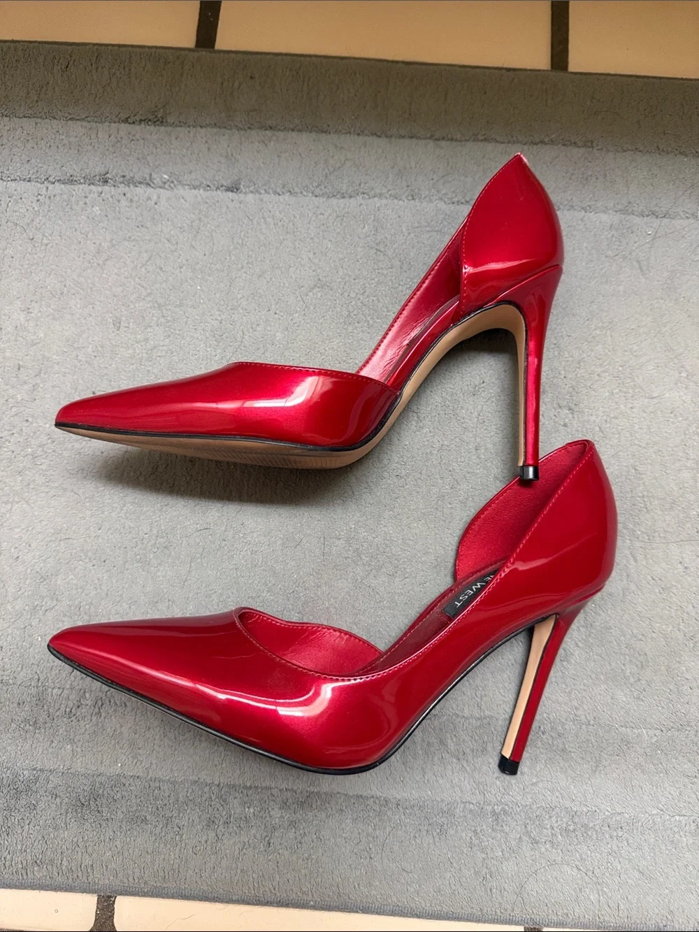 Nine West Red Patent Pointed Pumps
